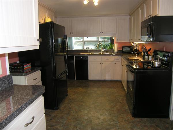 3 Rice Spring Lane Wayland, MA 01778 - Photo 8 of 26 Gallery Image 8