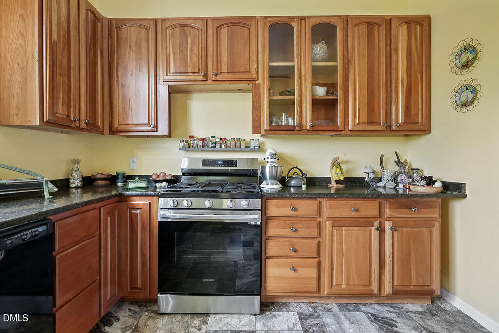 211 McGee Church Road Clinton, NC 28328 - Photo 18 of 47 211mcgee-138