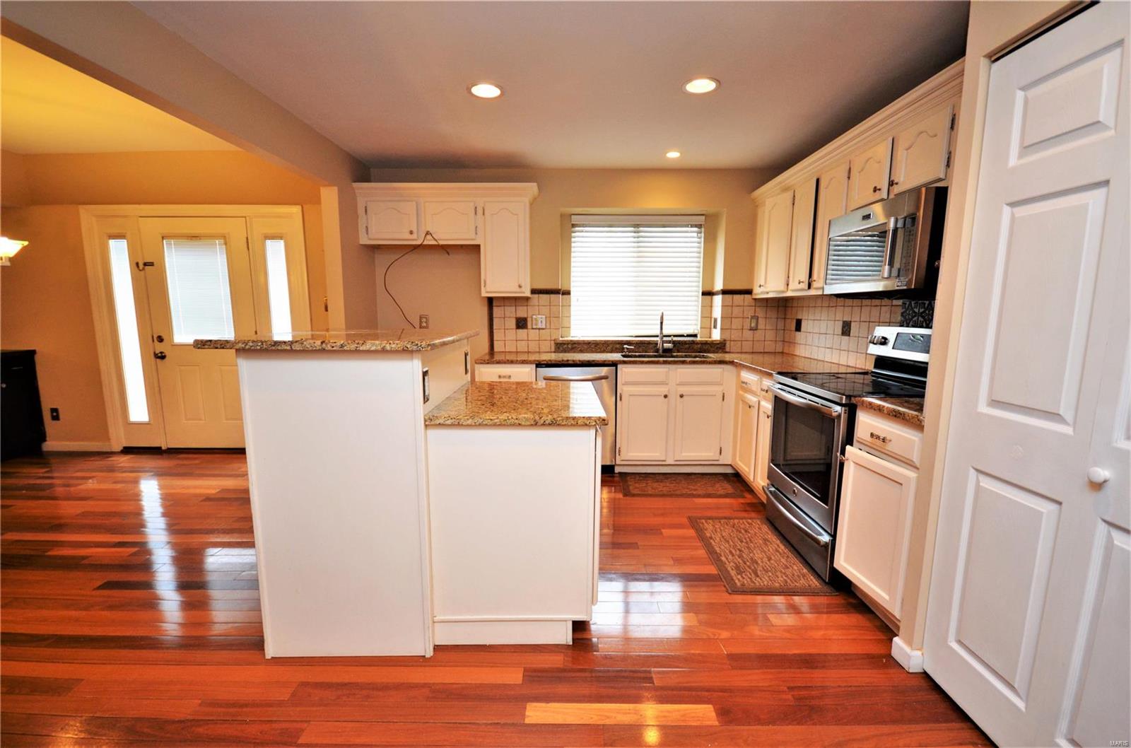 16209 Windfall Ridge Drive Chesterfield, MO 63005 - Photo 14 of 30 Gallery Image 14