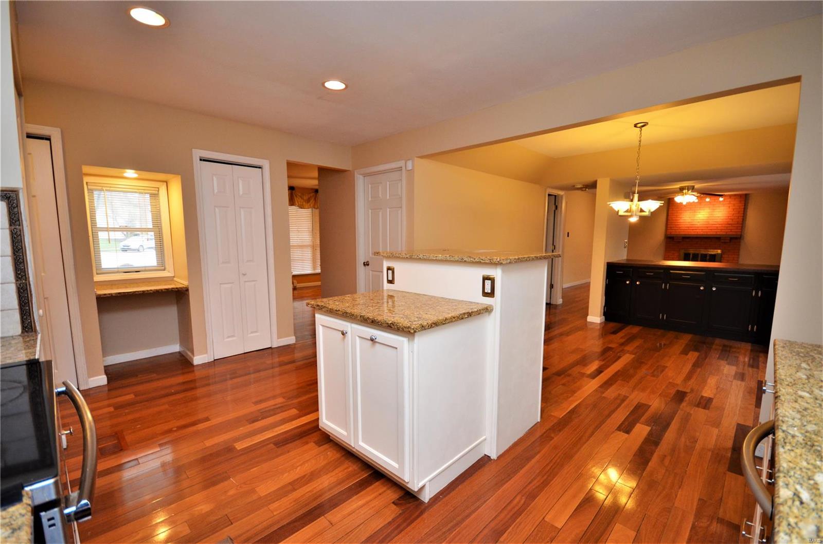 16209 Windfall Ridge Drive Chesterfield, MO 63005 - Photo 15 of 30 Gallery Image 15