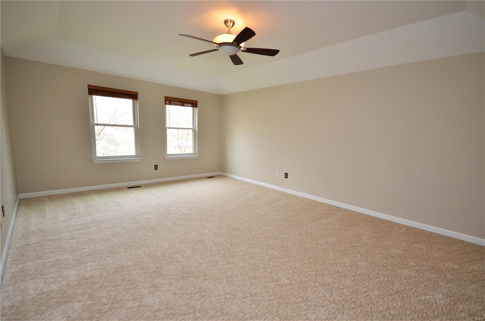 16209 Windfall Ridge Drive Chesterfield, MO 63005 - Photo 17 of 30 Gallery Image 17