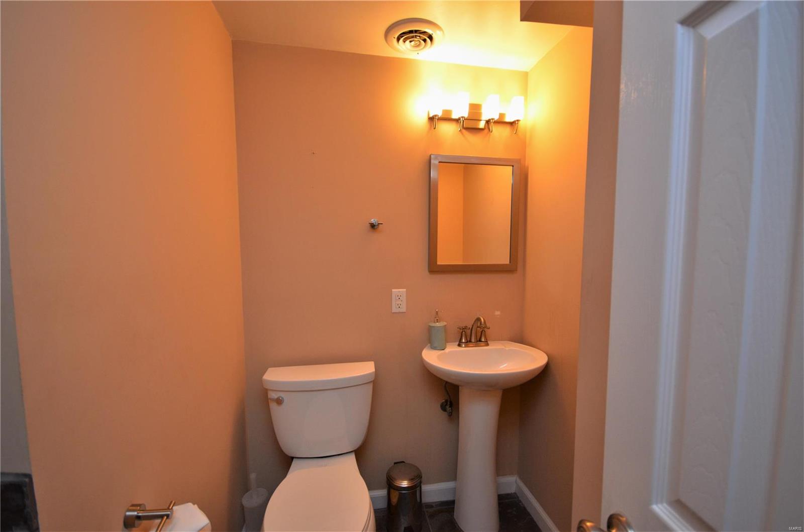 16209 Windfall Ridge Drive Chesterfield, MO 63005 - Photo 27 of 30 Gallery Image 27