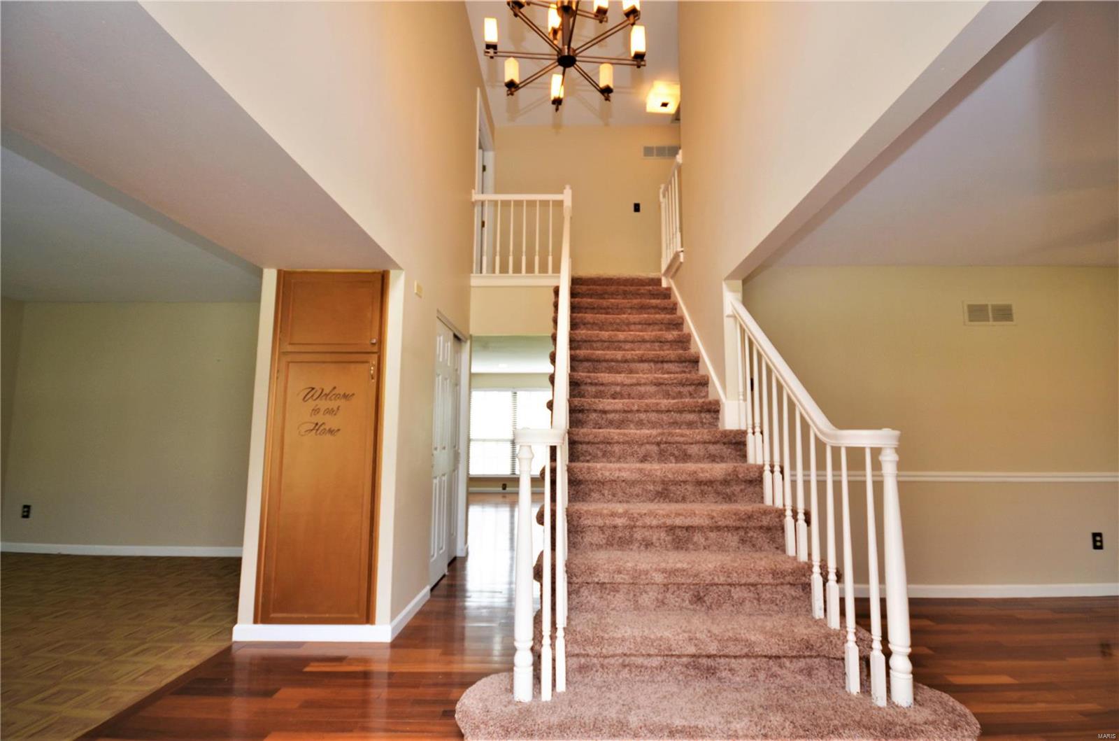 16209 Windfall Ridge Drive Chesterfield, MO 63005 - Photo 4 of 30 Gallery Image 4