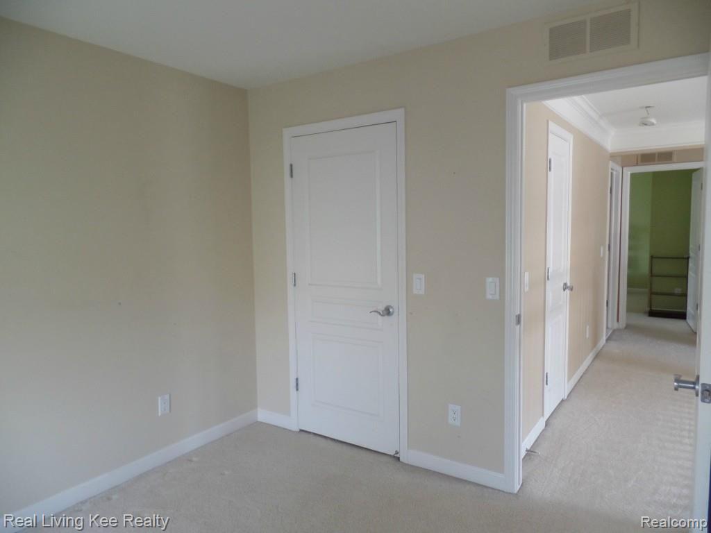 5179 Belmonte Drive, Unit 50 Rochester, MI 48306 - Photo 35 of 58