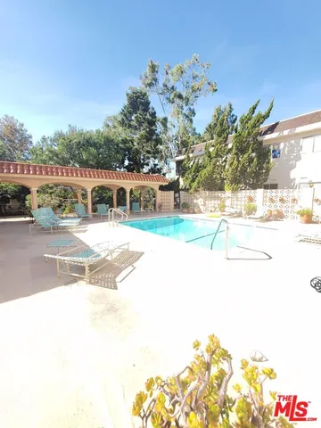 $3,150 | 6199 Canterbury Drive, Unit 202, Culver City, CA 90230