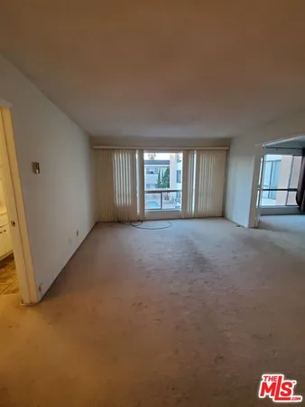 $3,000 | 6199 Canterbury Drive, Unit 202, Culver City, CA 90230