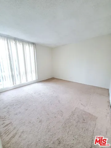 $3,150 | 6199 Canterbury Drive, Unit 202, Culver City, CA 90230