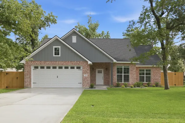 $2,500 | 3418 Shadowcrest Lane, The Woodlands, TX 77380