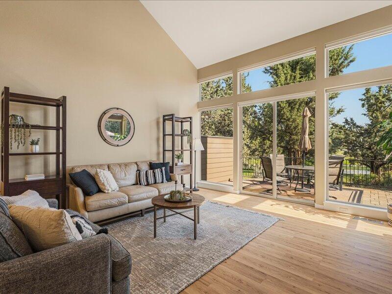 1378 Highland View Loop Redmond, OR 97756 - Photo 24 of 98 a living room with furniture and a large window