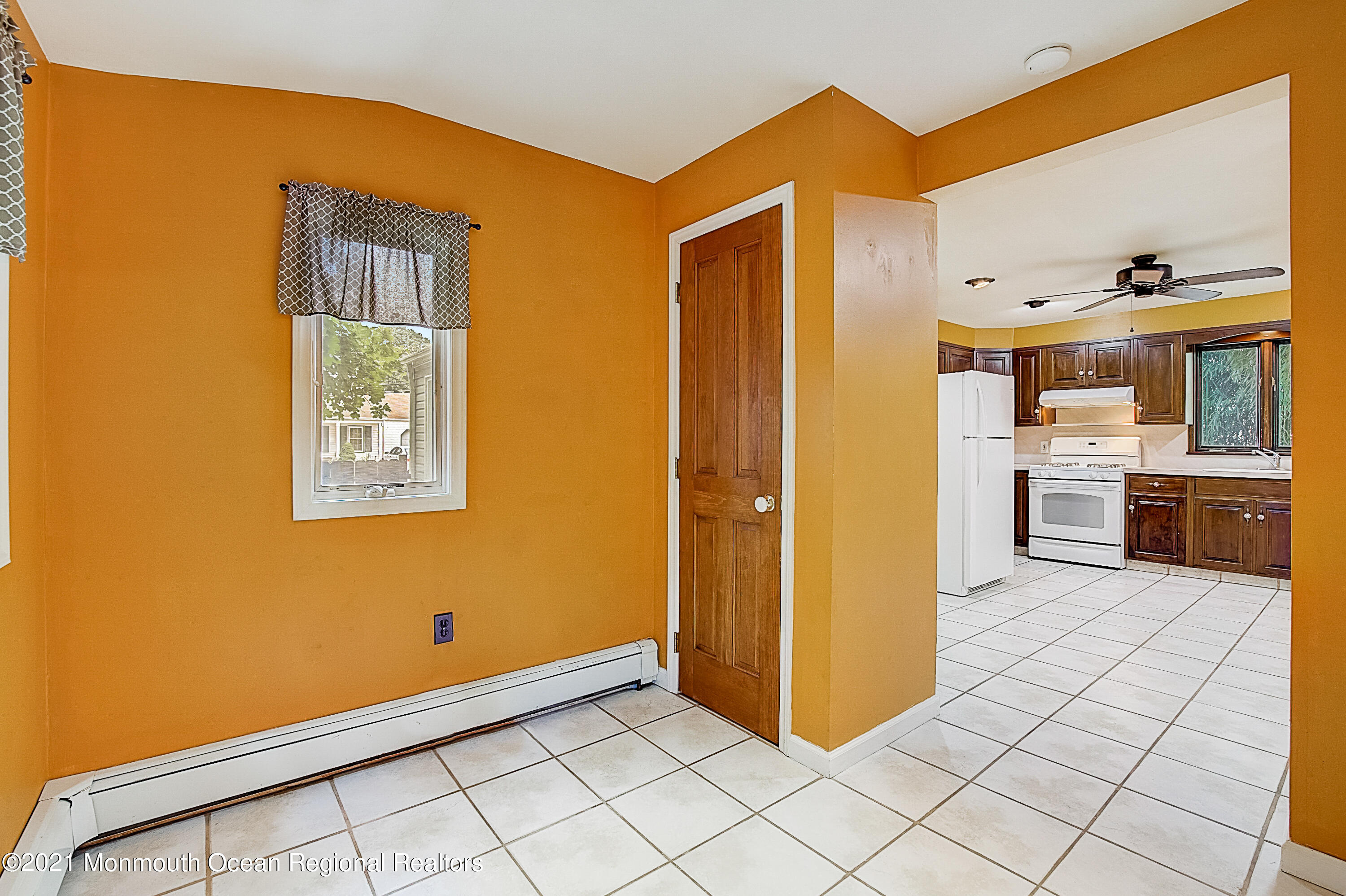 105 Bethany Road Holmdel, NJ 07733 - Photo 12 of 32 20-Bethany Rd -020