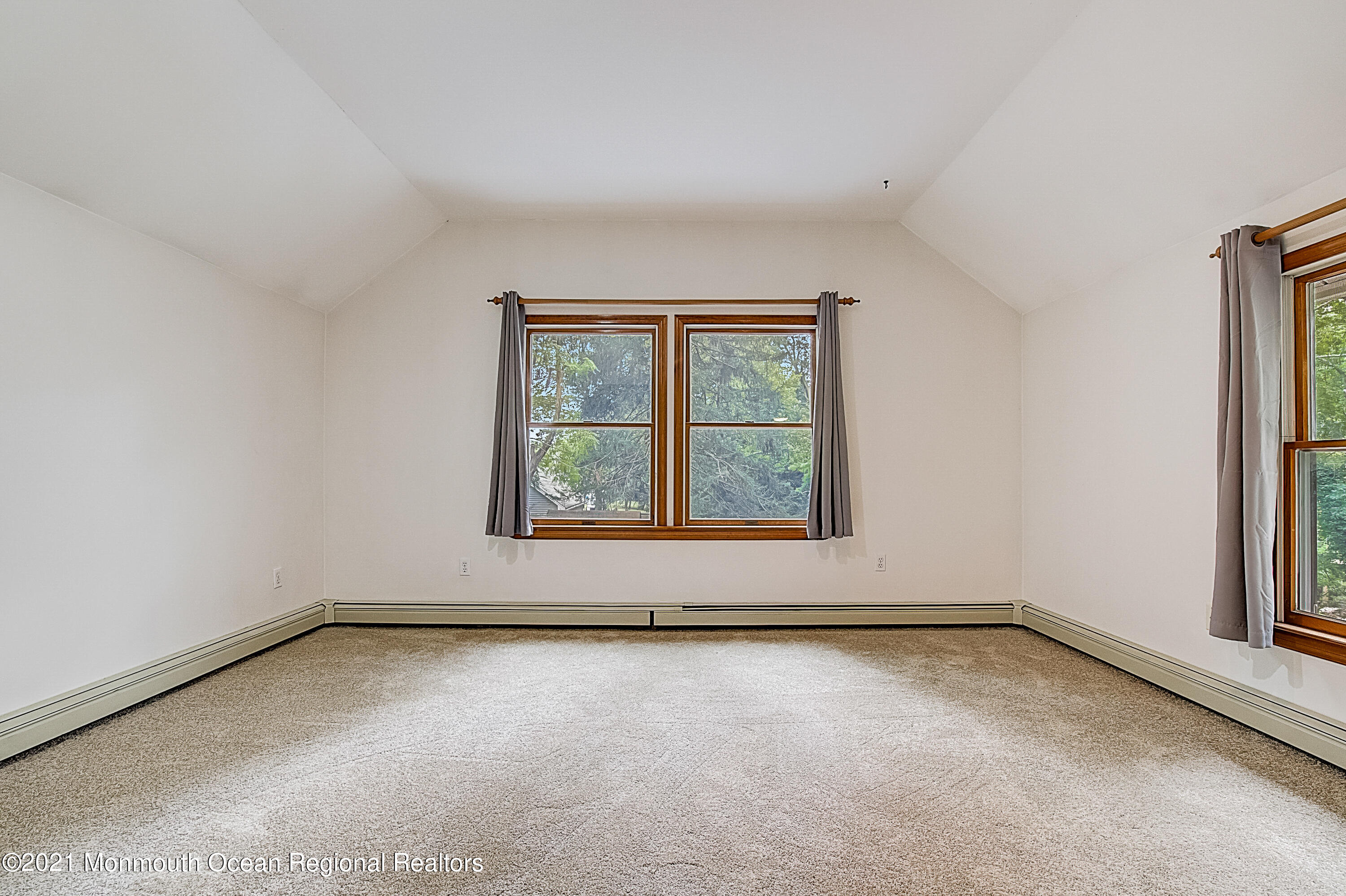 105 Bethany Road Holmdel, NJ 07733 - Photo 18 of 32 22-Bethany Rd -022