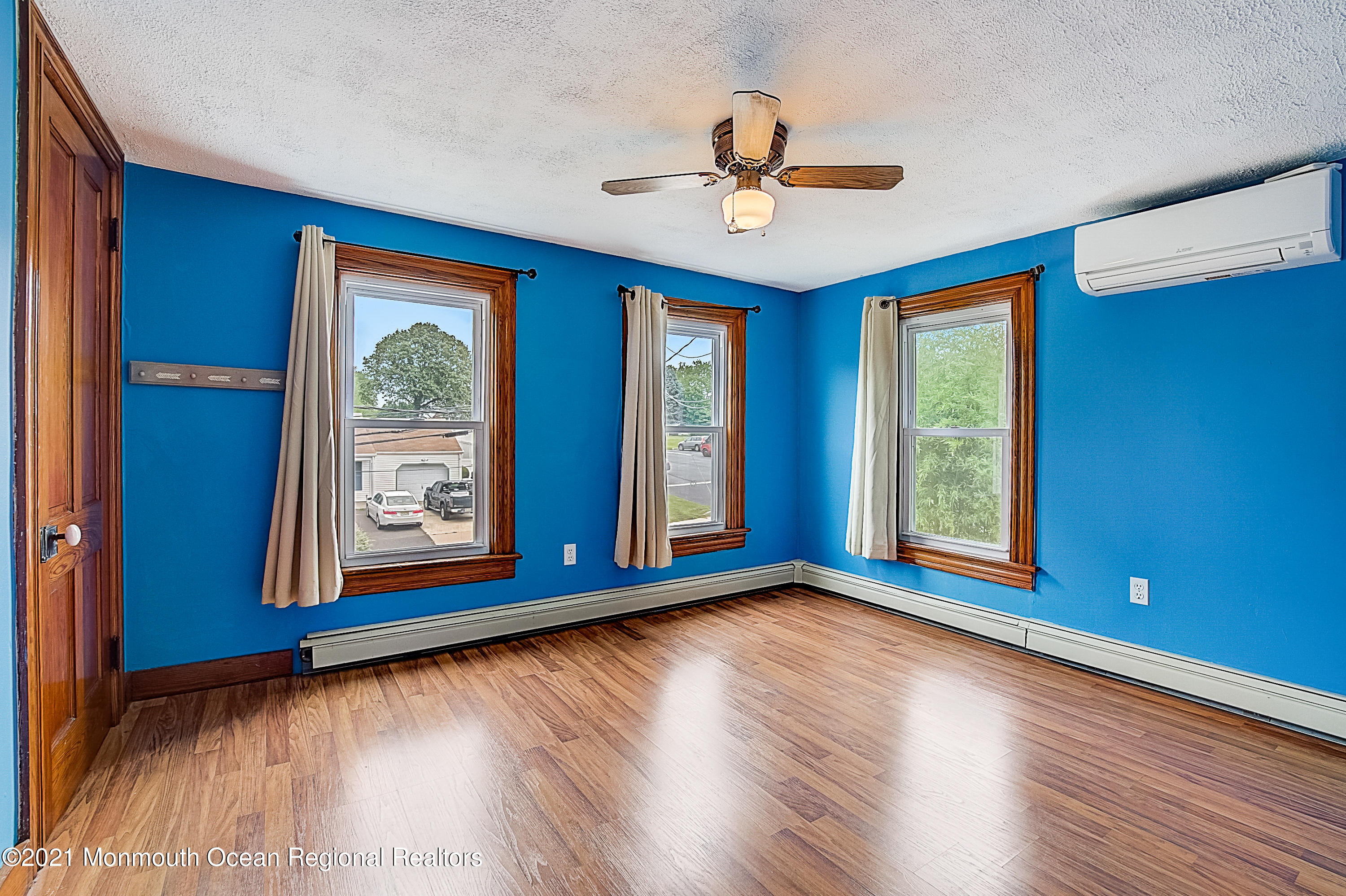 105 Bethany Road Holmdel, NJ 07733 - Photo 23 of 32 30-Bethany Rd -030