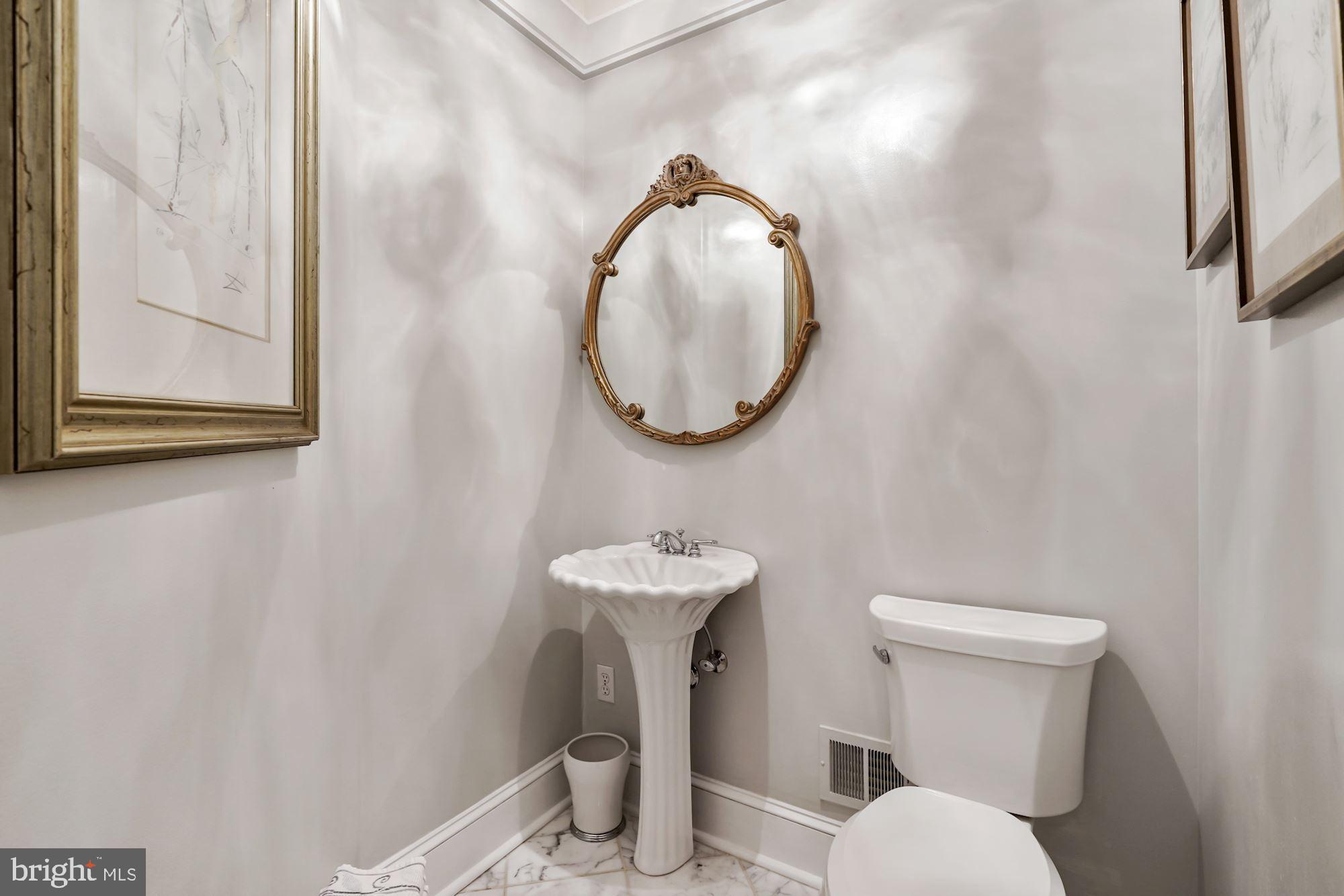 2000 Rockingham Street McLean, VA 22101 - Photo 25 of 62 Half bathroom on the main level