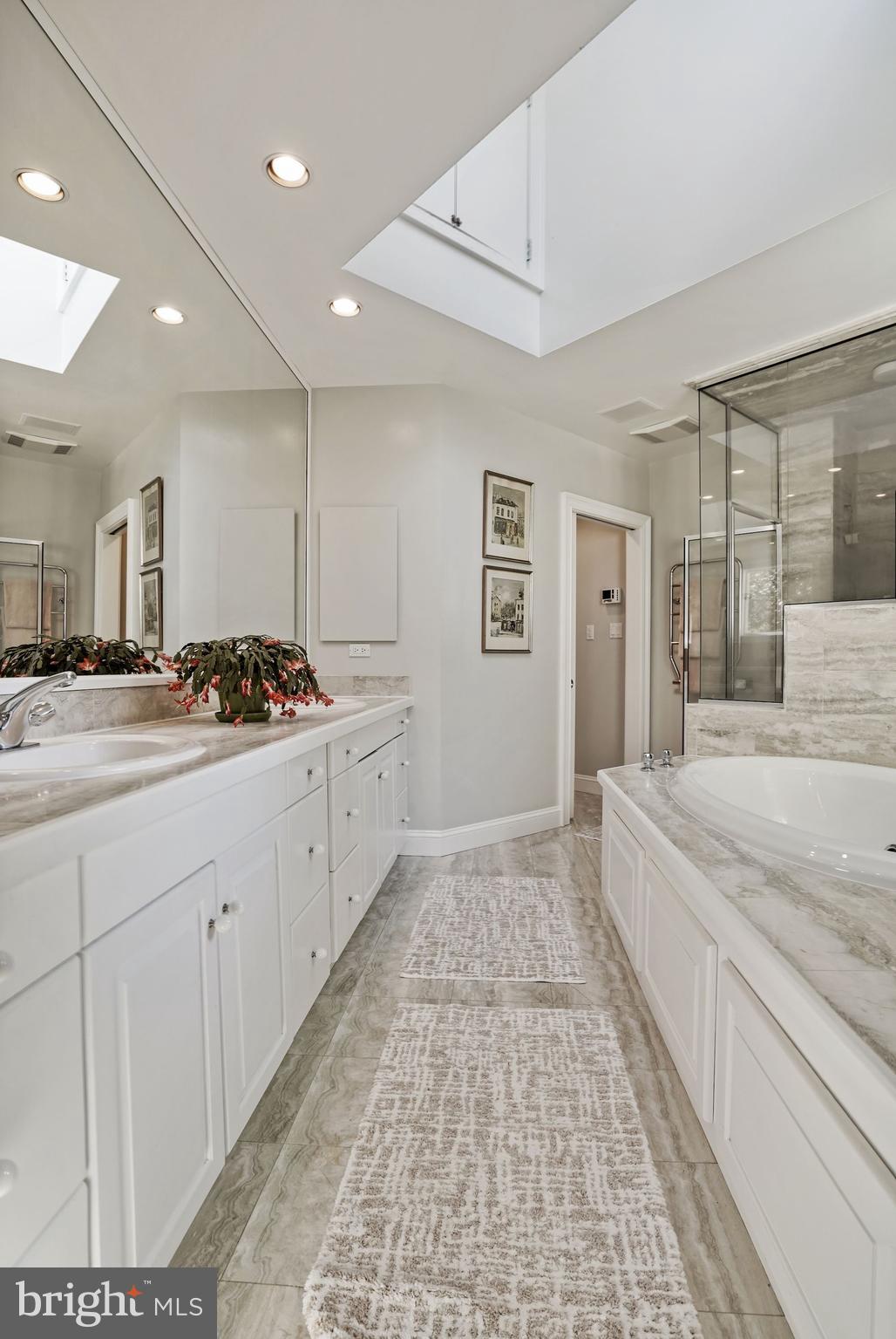 2000 Rockingham Street McLean, VA 22101 - Photo 38 of 62 Marble floors