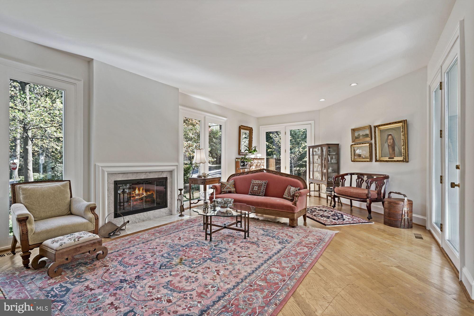 2000 Rockingham Street McLean, VA 22101 - Photo 5 of 62 Beautiful windows to allow lots of natural light