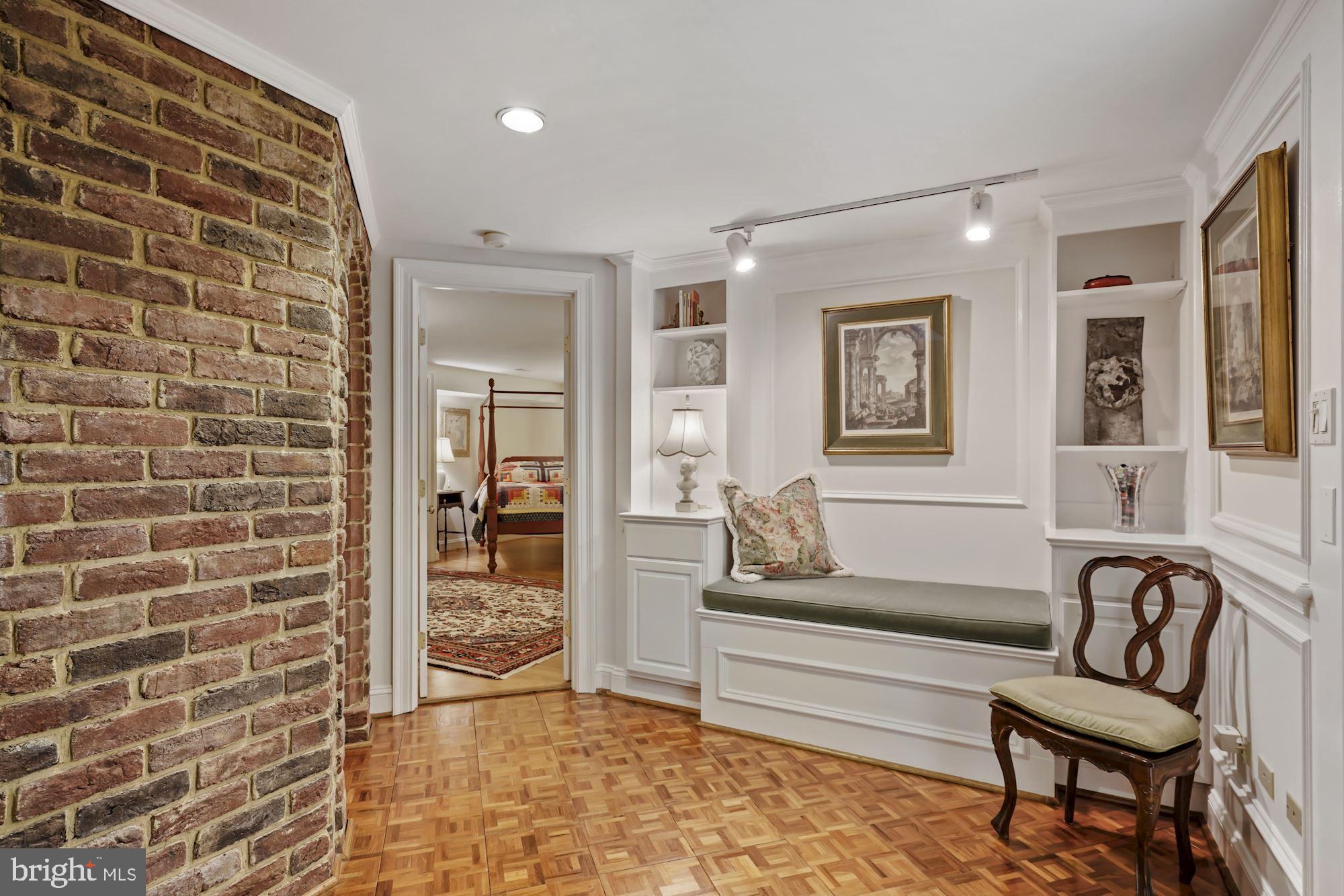 2000 Rockingham Street McLean, VA 22101 - Photo 47 of 62 Lower level sitting area off garage