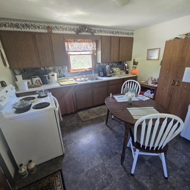 5042 South Wheelock Road Wheelock, VT 05851 - Photo 4 of 22