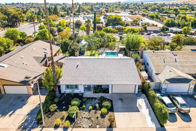 a view of a terrace with sitting area