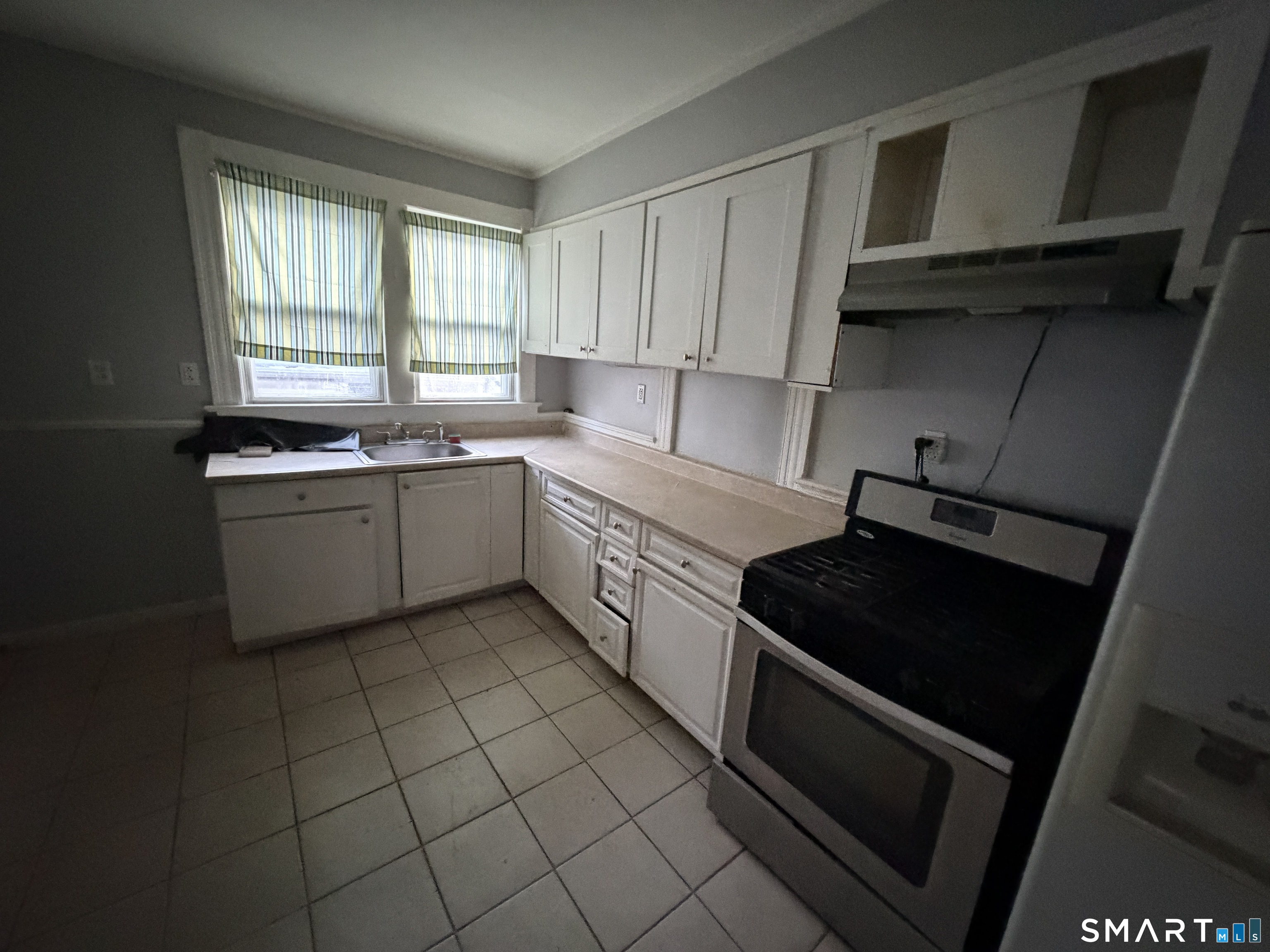 29 Silver Street, Unit 2 Waterbury, CT 06705 - Photo 5 of 9