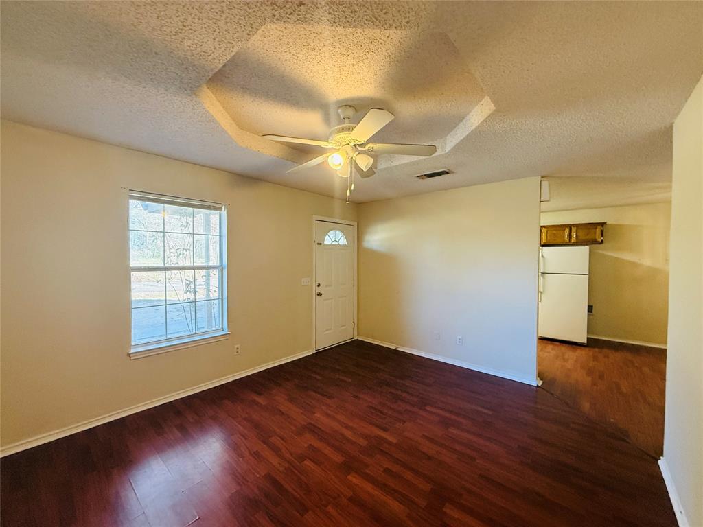 735 Anderson Road Reno, TX 75462 - Photo 8 of 21 Gallery Image 8