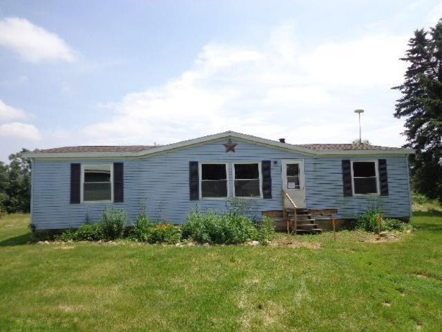 1862 Dick Road Ionia, MI 48846 - Photo 1 of 19 Primary Photo