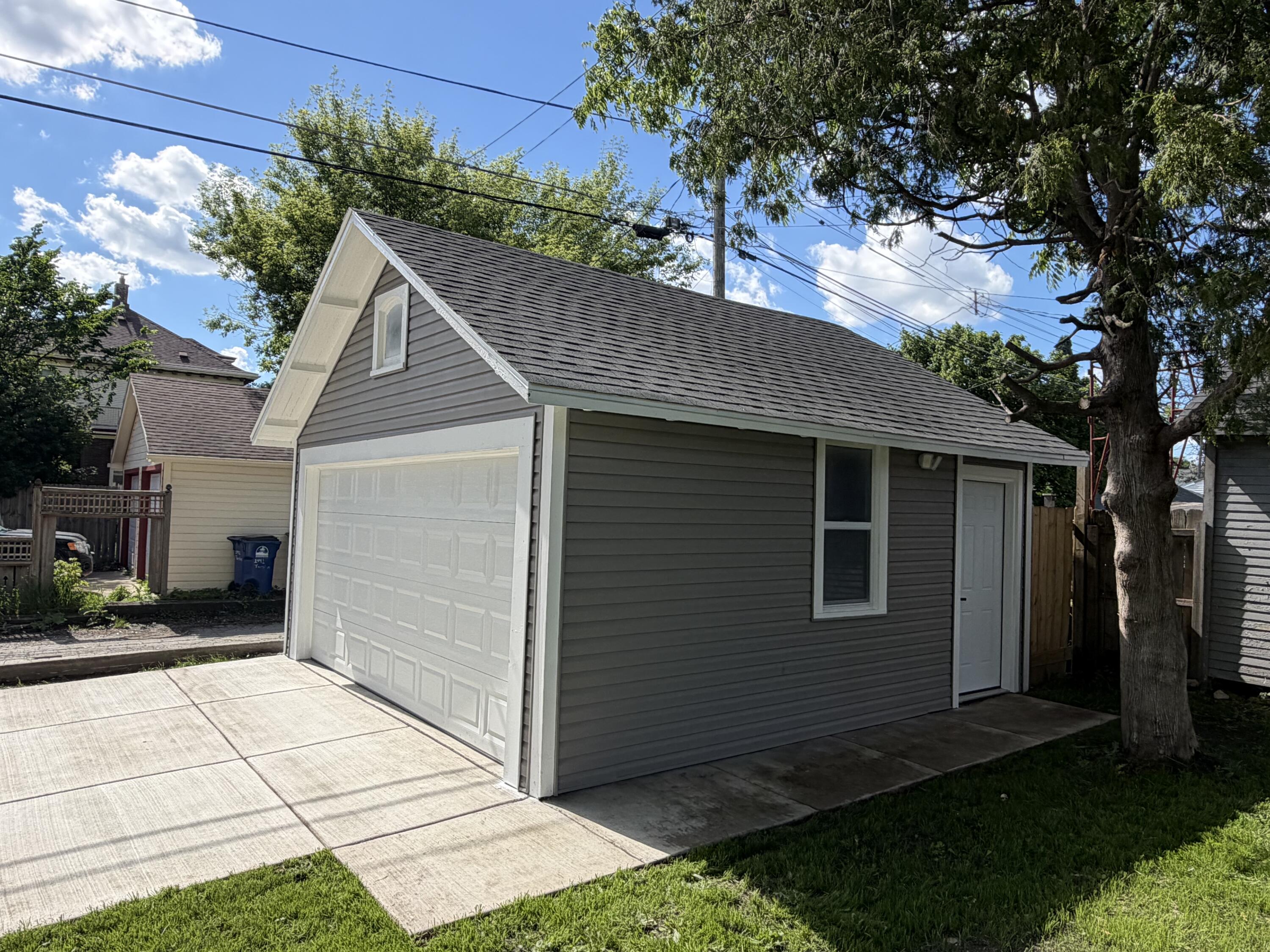 1438 Grange Avenue Racine, WI 53405 - Photo 28 of 39 IMG_9530