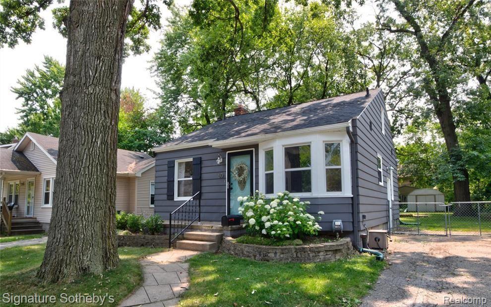 60 Sylvan Avenue Pleasant Ridge, MI 48069 - Photo 2 of 27 Summer