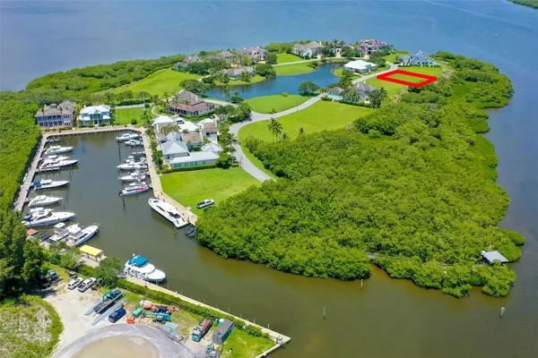 $995,000 | 9260 Marsh Island Drive, Vero Beach, FL 32963