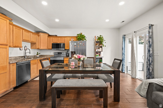 6688 Pines Point Way West Jordan, UT 84084 - Photo 4 of 18