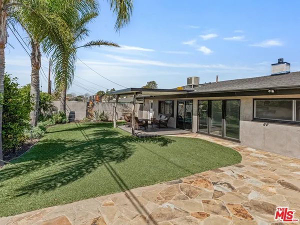 $8,000 | 7630 West 91st Street, Los Angeles, CA 90045