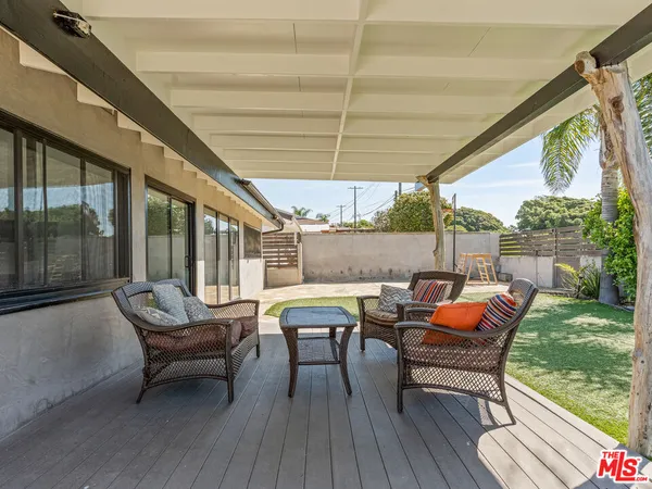 $8,000 | 7630 West 91st Street, Los Angeles, CA 90045