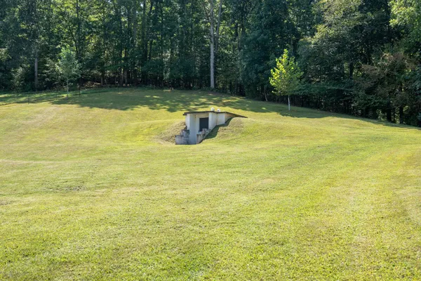 $699,900 | 6285 Rayburn Creek Road, Collinwood, TN 38450