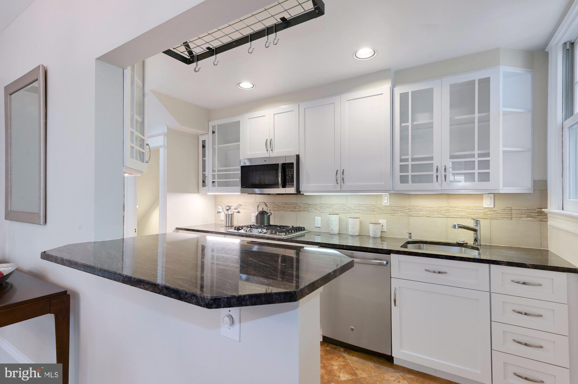 3102 Rodman Street Northwest Washington, DC 20008 - Photo 9 of 40 Kitchen