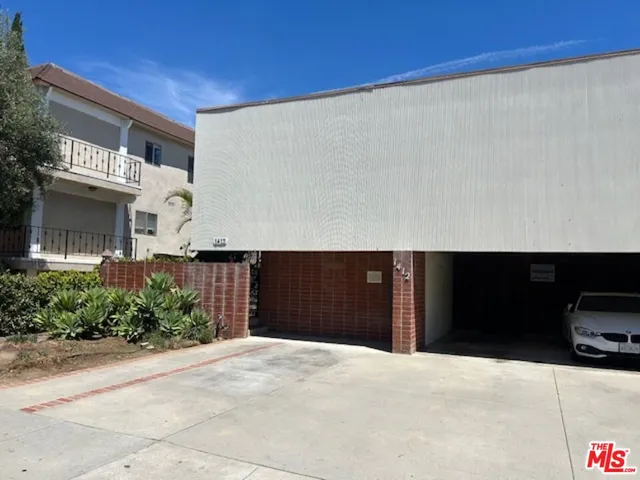 a view of front door