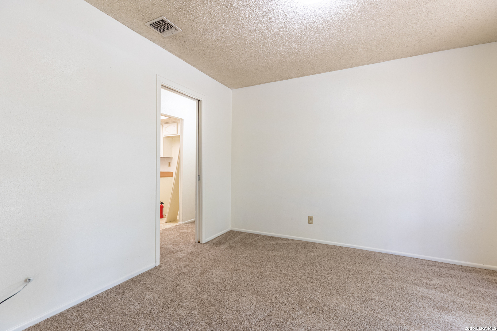 8127 Babe Ruth Street San Antonio, TX 78240 - Photo 6 of 33
