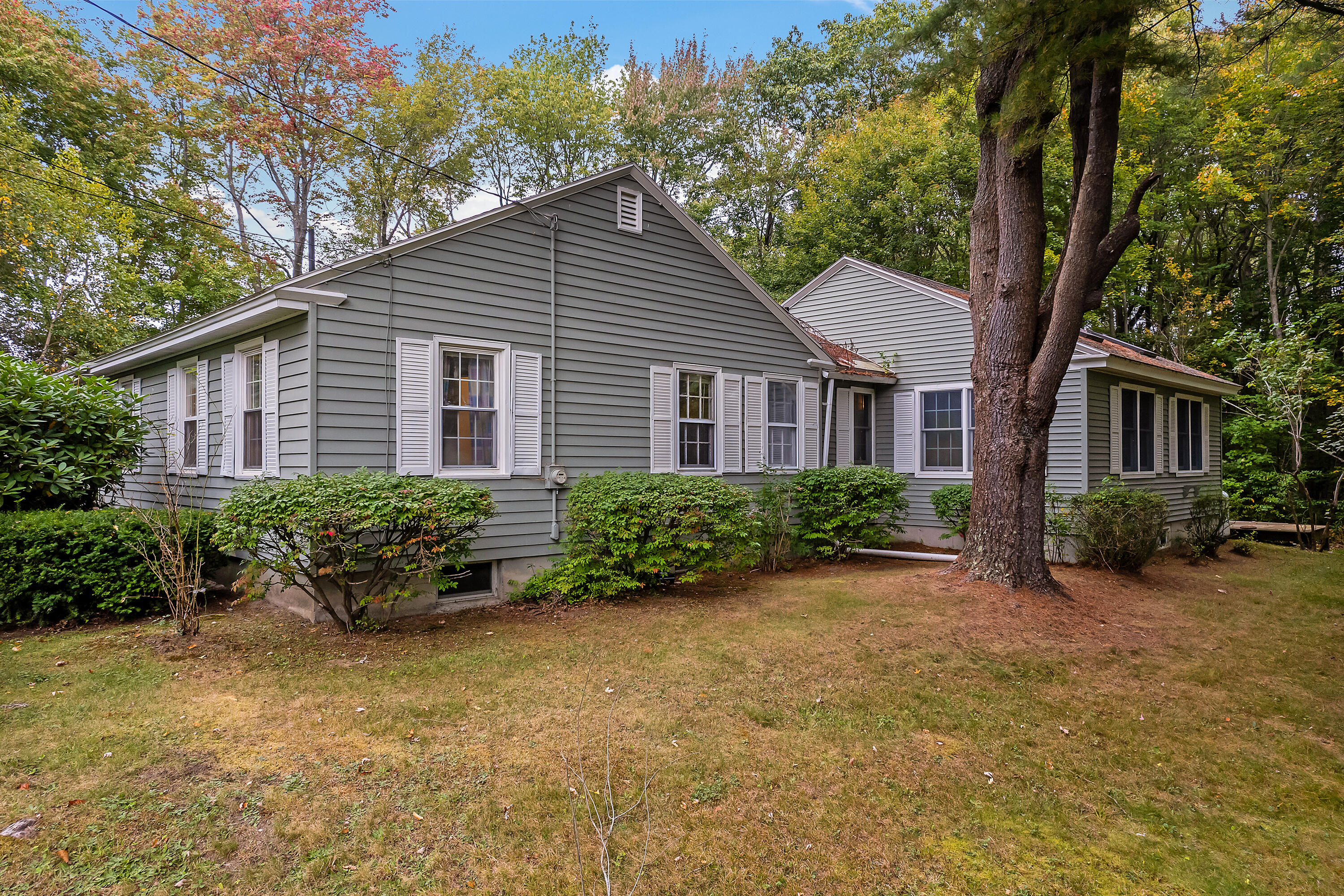 560 Ferry Road Saco, ME 04072 - Photo 2 of 31 560 Ferry Rd_111