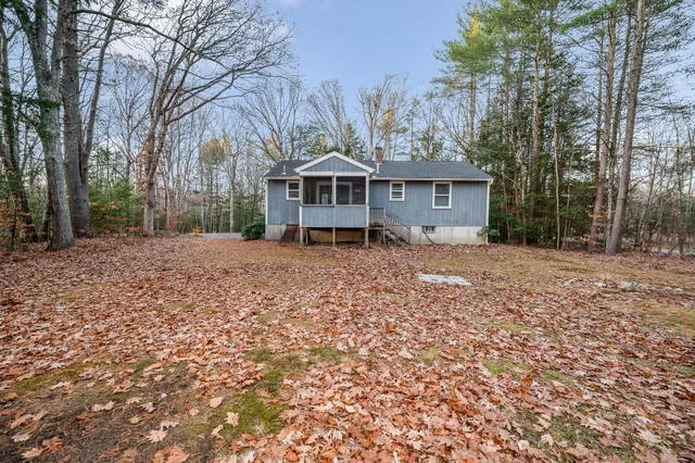 $425,000 | 54 S Road, Fremont, NH 03044