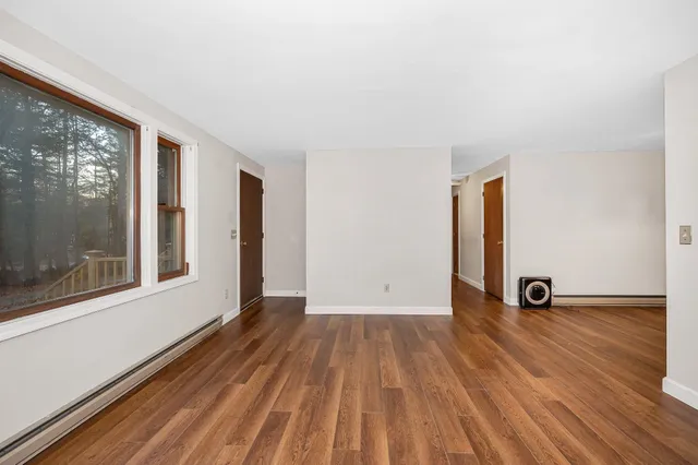 $425,000 | 54 S Road, Fremont, NH 03044