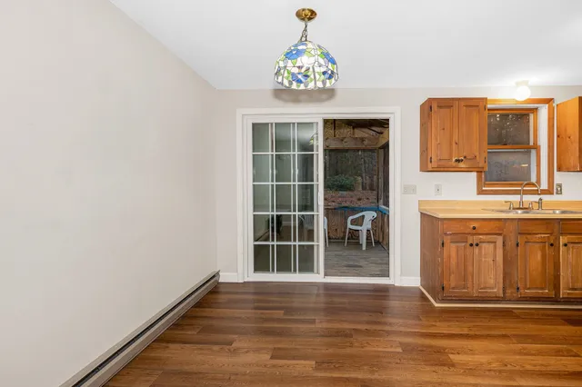 $425,000 | 54 S Road, Fremont, NH 03044