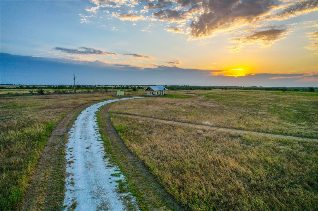 602 Cr 3215 Road Clifton, TX 76634 - Photo 7 of 32