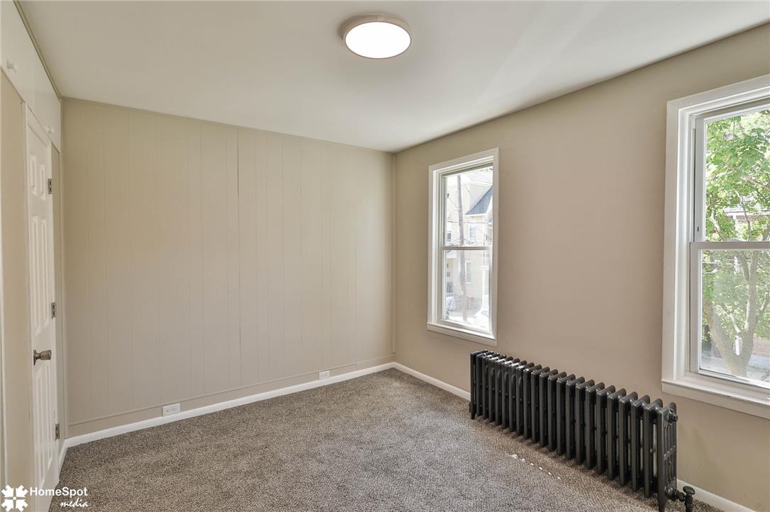 619 Sioux Street Bethlehem, PA 18015 - Photo 26 of 61 an empty room with windows