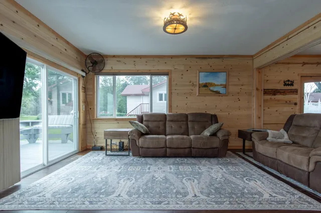 $639,900 | 608 Broadway Street, Wahkon, MN 56386