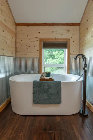 $639,900 | 608 Broadway Street, Wahkon, MN 56386