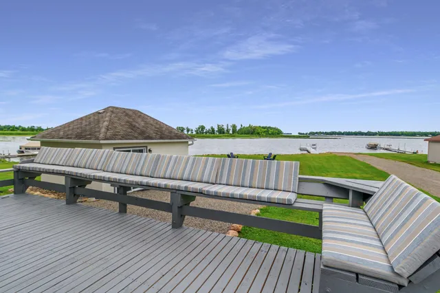 $639,900 | 608 Broadway Street, Wahkon, MN 56386