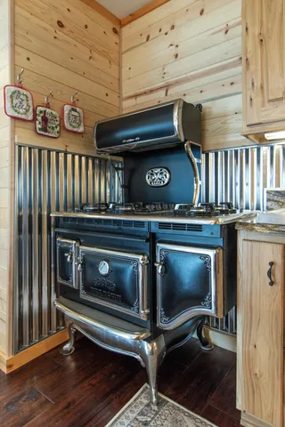 $639,900 | 608 Broadway Street, Wahkon, MN 56386