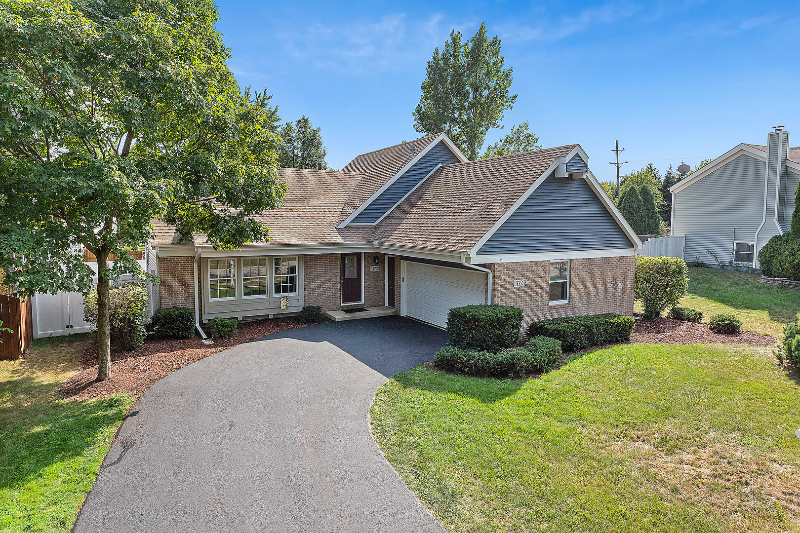 372 Cedarbrook Road Naperville, IL 60565 - Photo 1 of 25