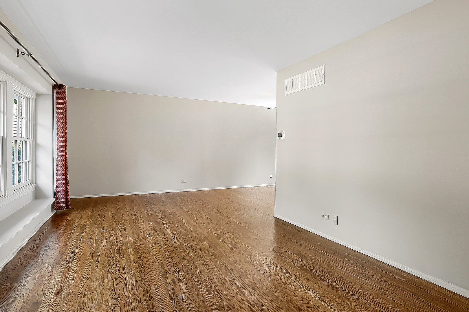 372 Cedarbrook Road Naperville, IL 60565 - Photo 11 of 25