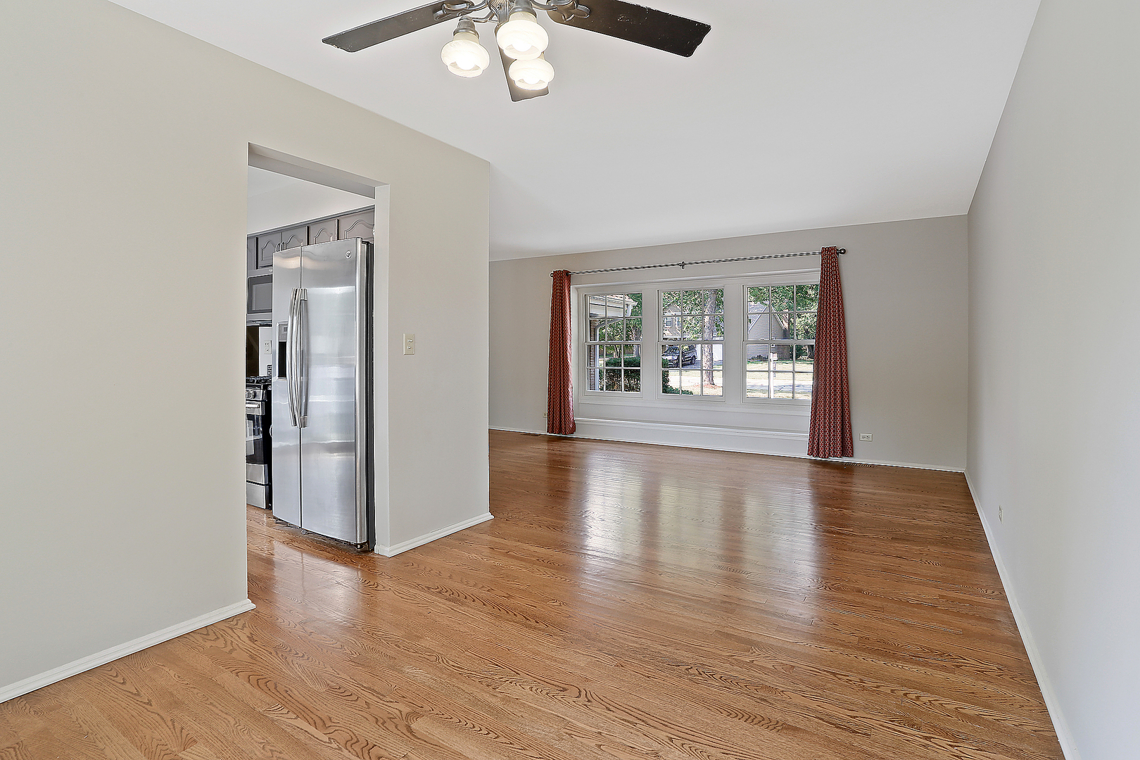 372 Cedarbrook Road Naperville, IL 60565 - Photo 14 of 25