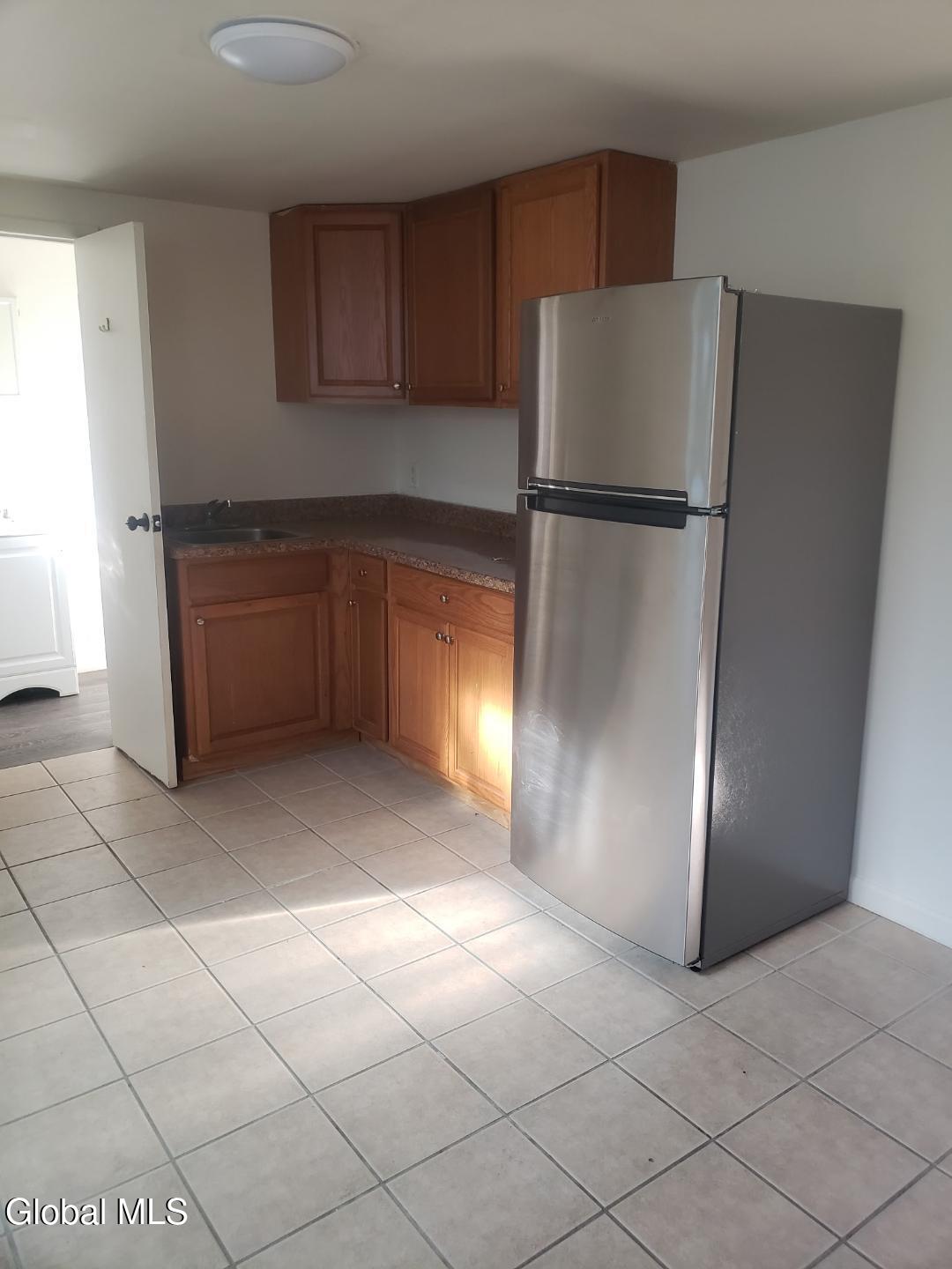 79 Middle Road, Unit F Lake George, NY 12845 - Photo 2 of 4 Kitchen Middle road