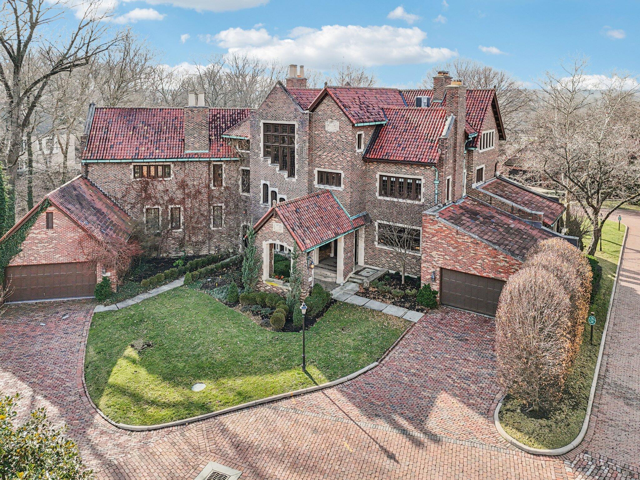 1427 Roxbury Road, Unit MANOR HOUSE NORTH Columbus, OH 43212 - Photo 99 of 131 126-web-or-mls-Roxbury Rd-S0901-126